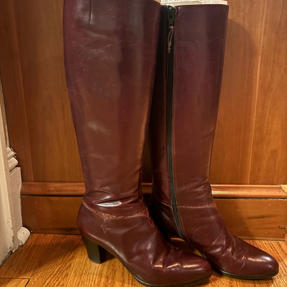 Vintage 90s Salvatore Ferragamo Burgundy Leather Boots